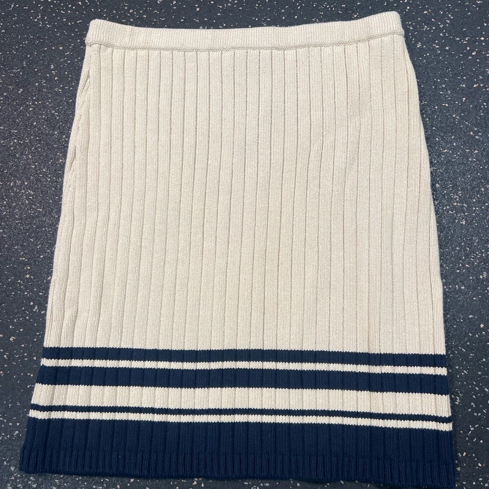 Tory Burch Ribbed Knit Skirt – Cream & Navy Size Small - Picture 2 of 6